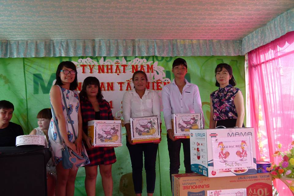 ý tưởng tổ chức tiệc tất niên