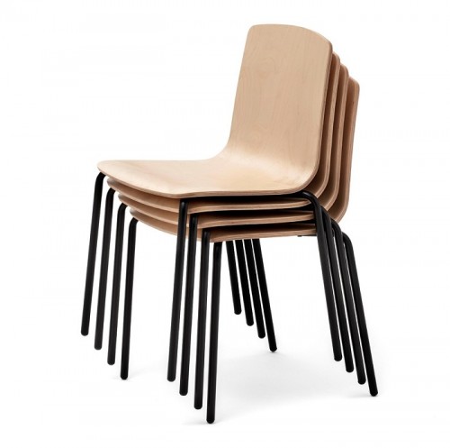 Tiện ích với mẫu ghế uốn cong có thiết kế tối giản làm từ ván ép gỗ lạng