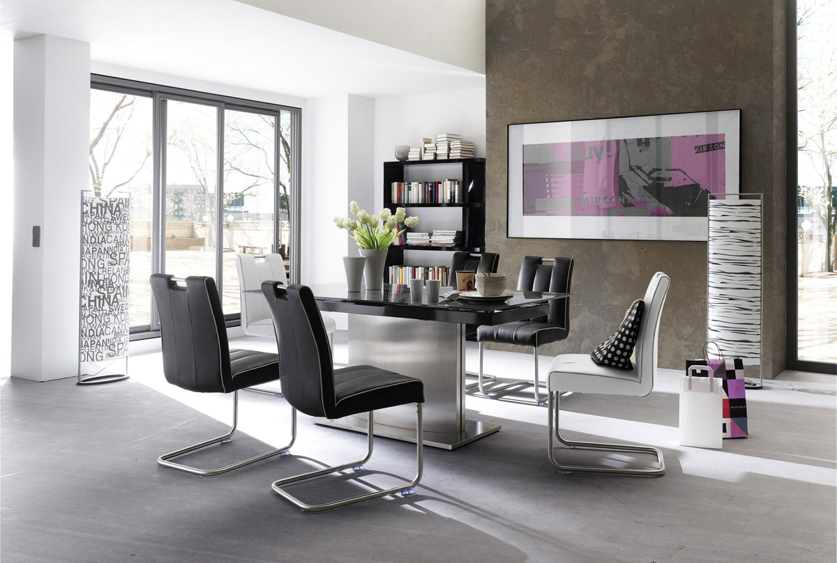 Ghế chân quỳ - ghế phòng ăn đẹp và lạ cho phòng ăn gia đình