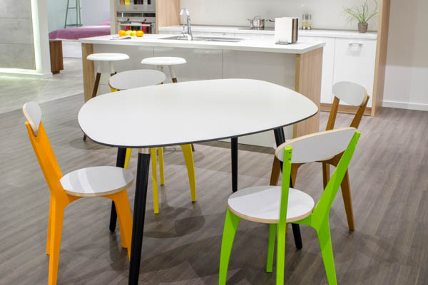 ghế gỗ ván ép phủ laminate