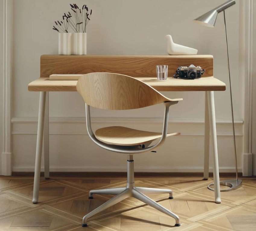 Ghế gỗ plywood phủ veneer – Sự kết hợp giữa thiết kế hiện đại và công nghệ gỗ uốn cong